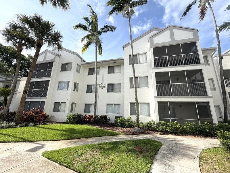5612 ROCK ISLAND Road # 172, Tamarac, FL 33319