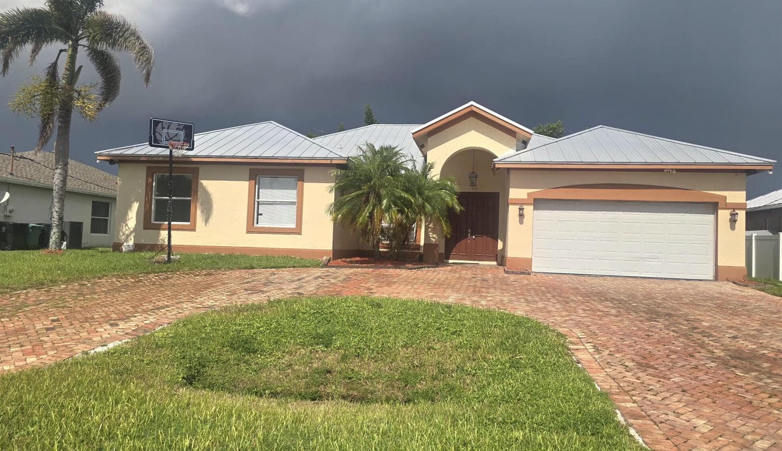 2449 SW Savage Boulevard, Port St. Lucie, FL 34953