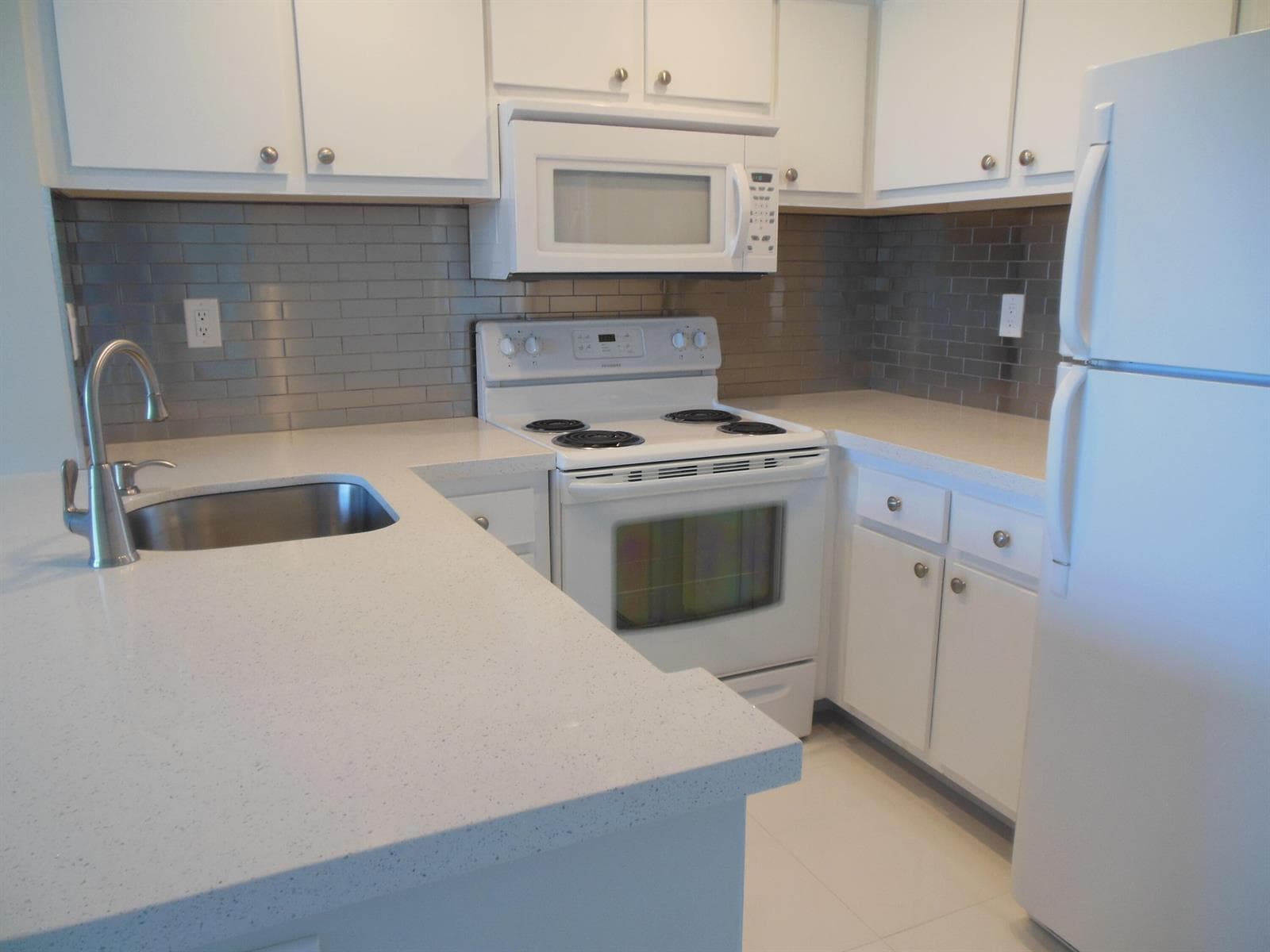 728 Executive Center Drive # 31, West Palm Beach, FL 33401 photo 2