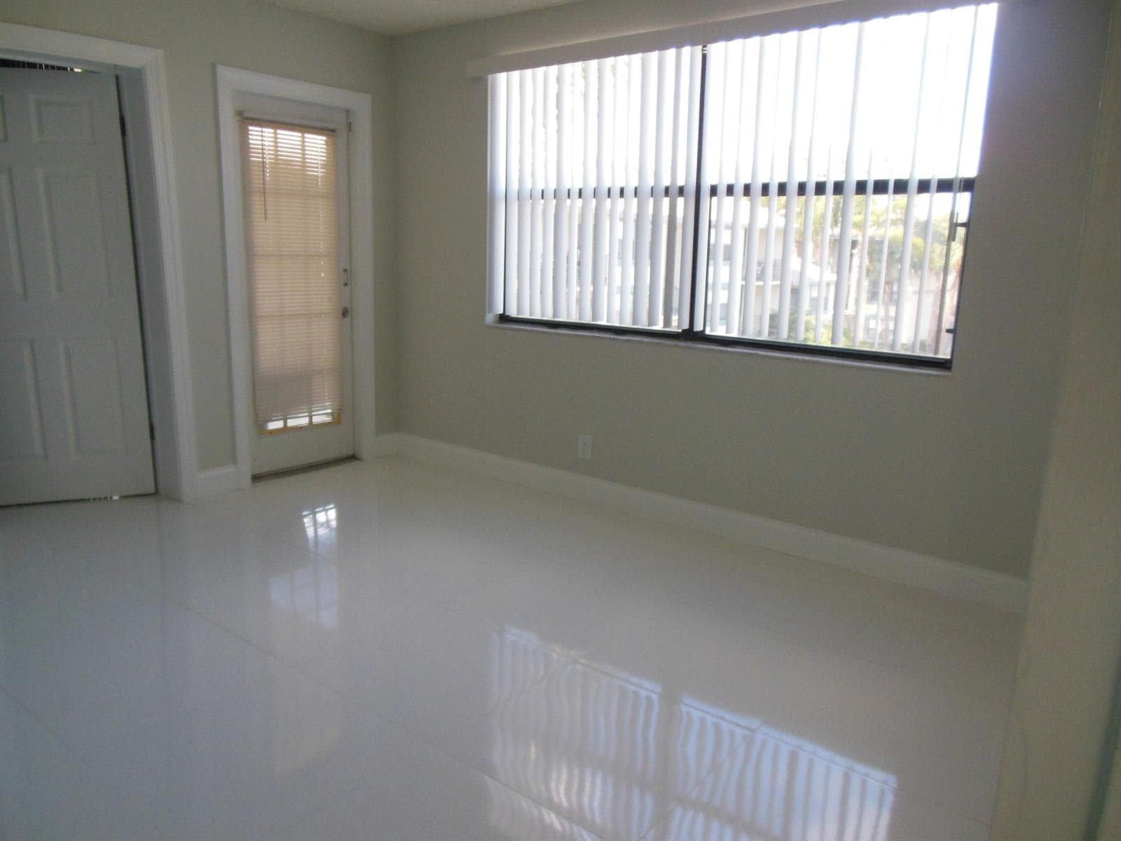 728 Executive Center Drive # 31, West Palm Beach, FL 33401 photo 4