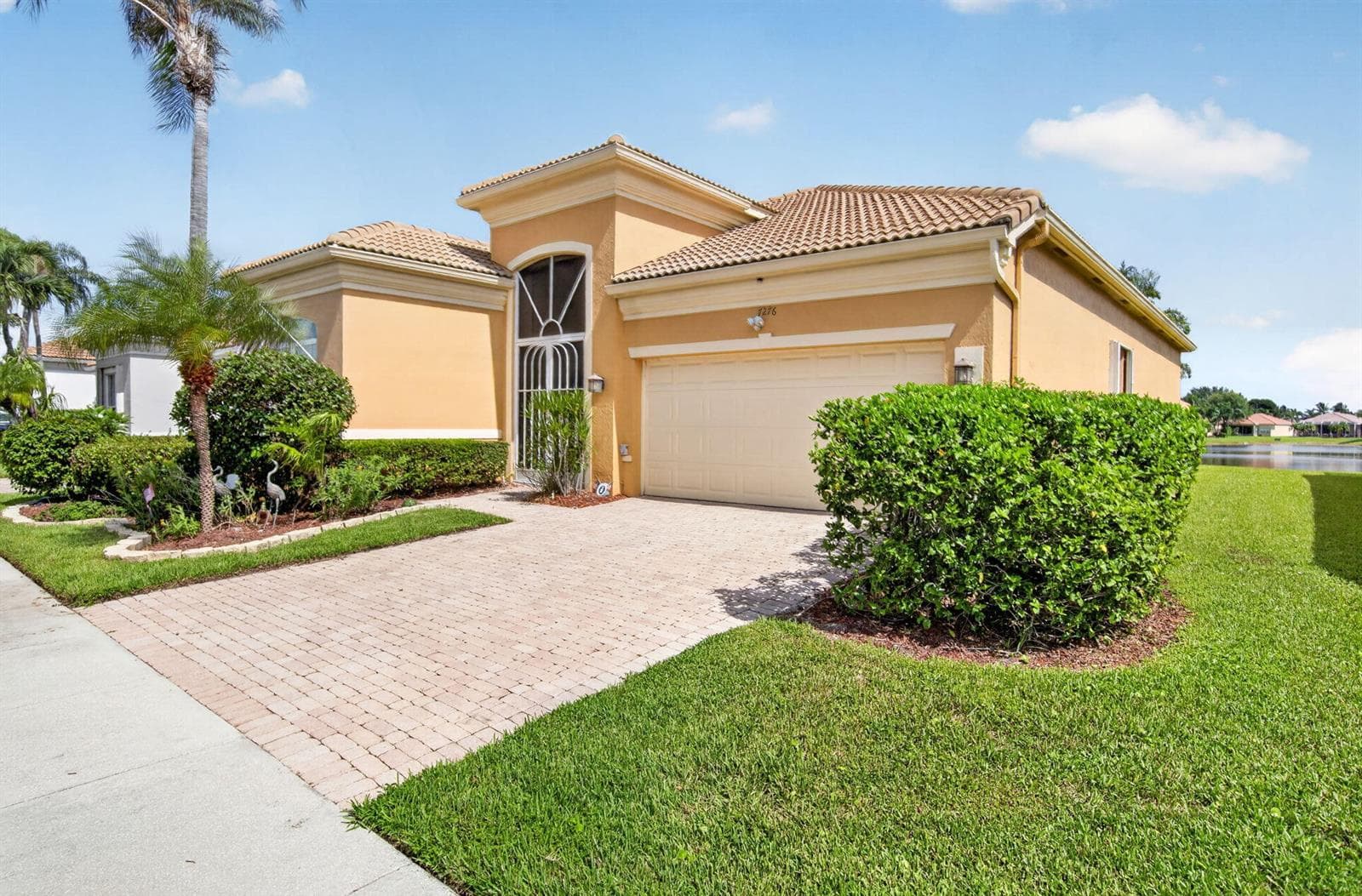 7276 DEMEDICI Circle, Delray Beach, FL 33446 photo 2