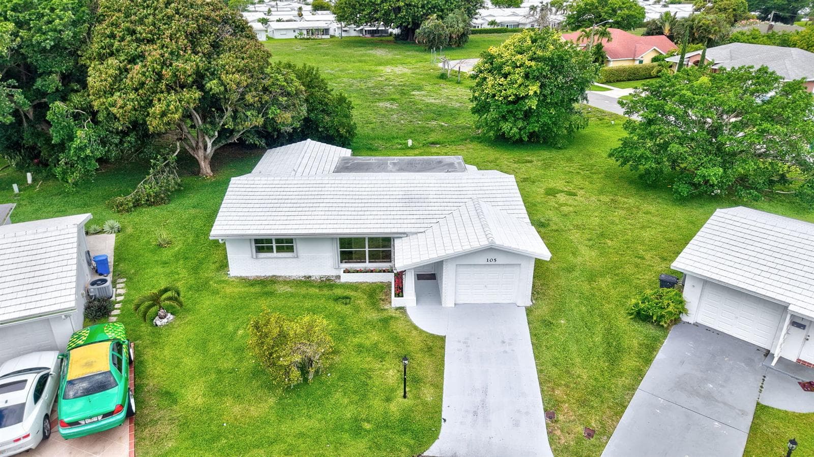 105 NW 8TH Place, Boynton Beach, FL 33426 photo 2