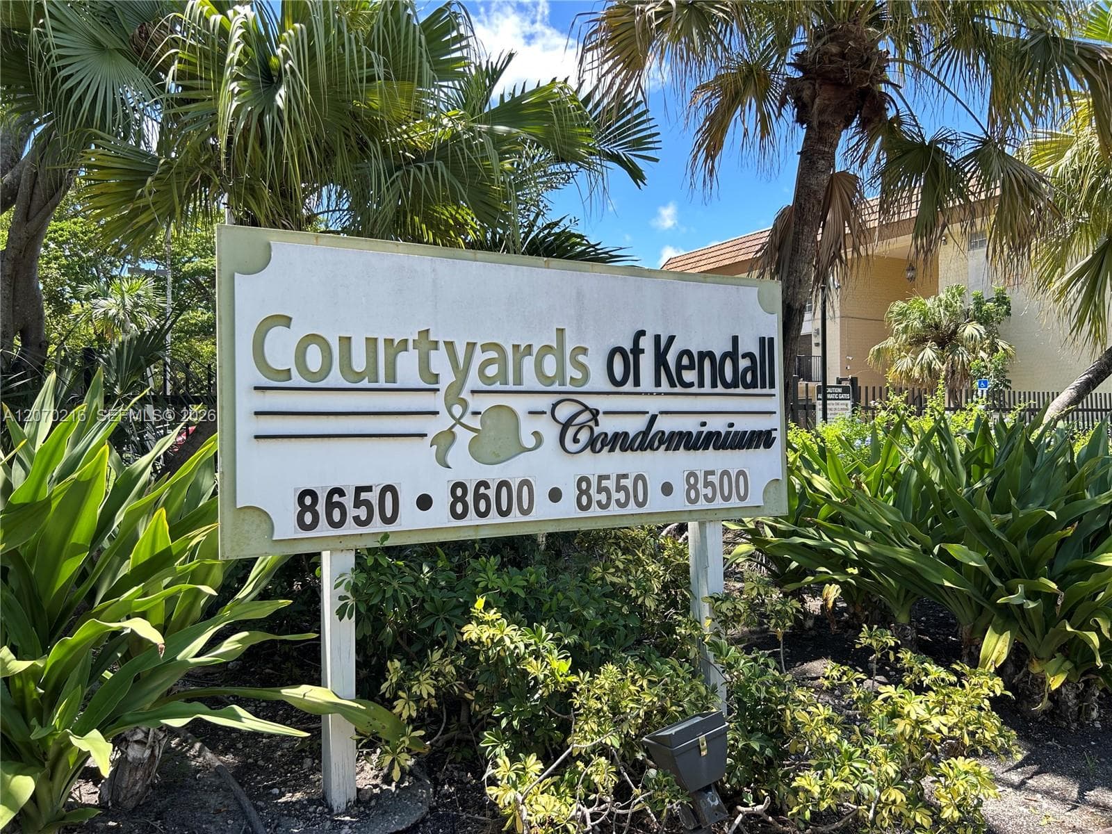 8500 SW 109th Ave # 6-220, Miami, FL 33173 photo 2
