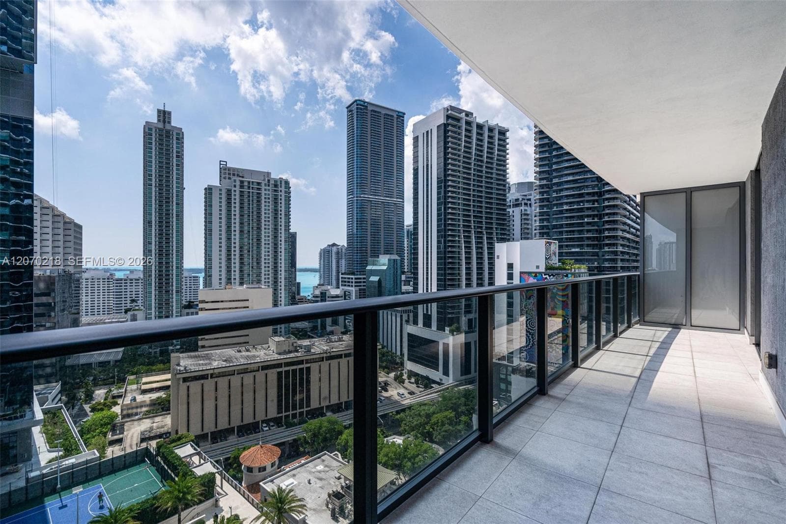 45 SW 9th St # 2002, Miami, FL 33130