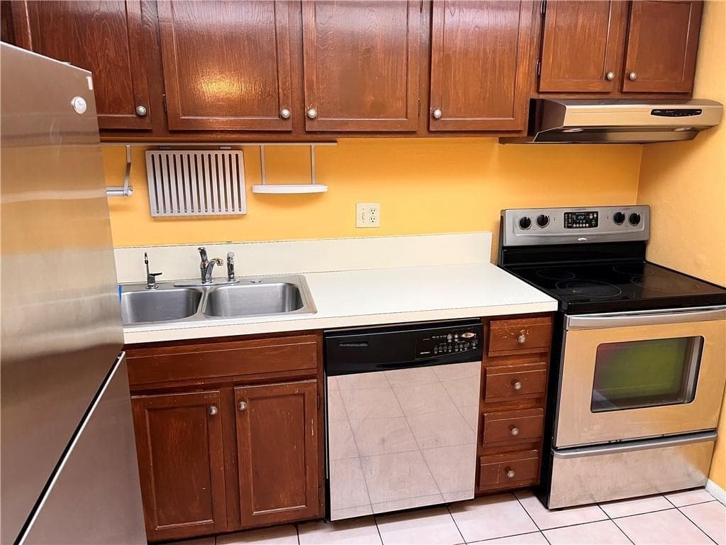 3690 Inverrary Drive # 2c, Lauderhill, FL 33319 photo 5