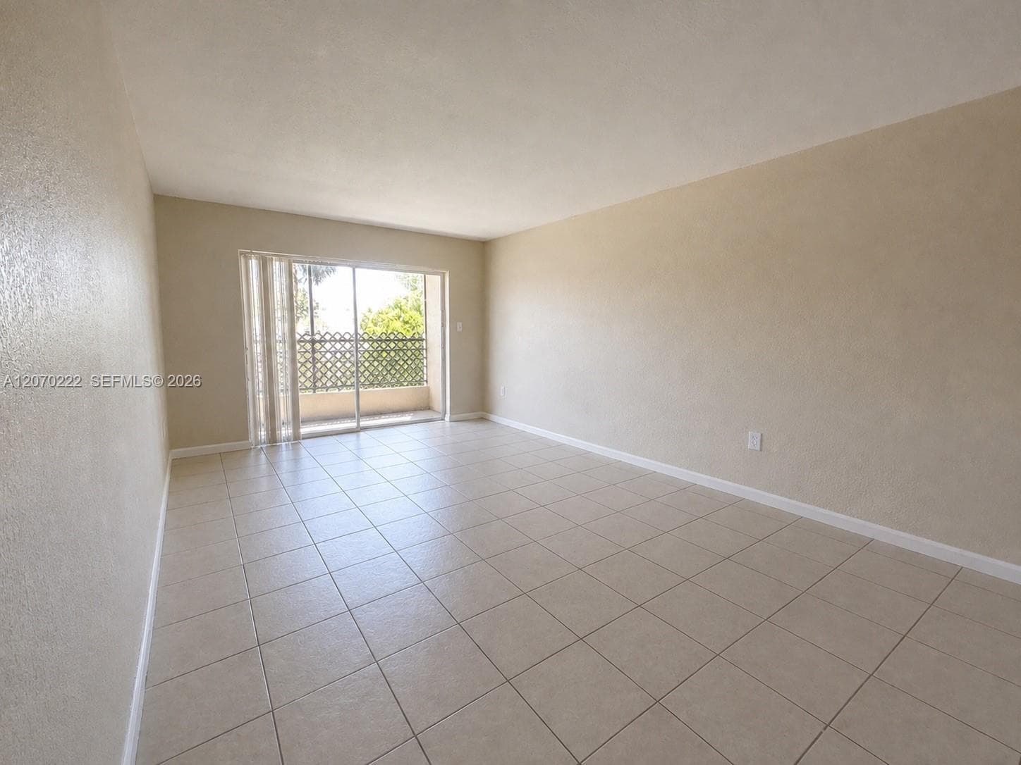 3600 NW 21st St # 313, Lauderdale Lakes, FL 33311 photo 4