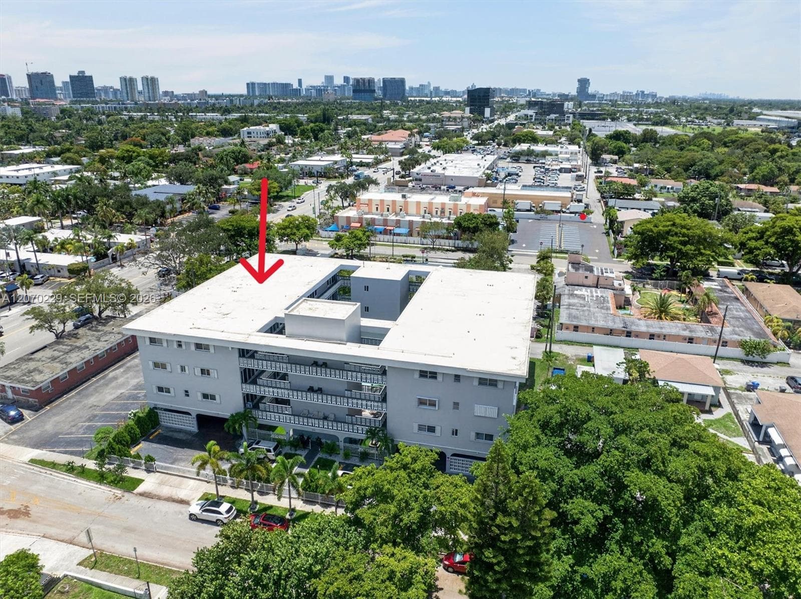 1818 Rodman St # 3B, Hollywood, FL 33020 photo 2