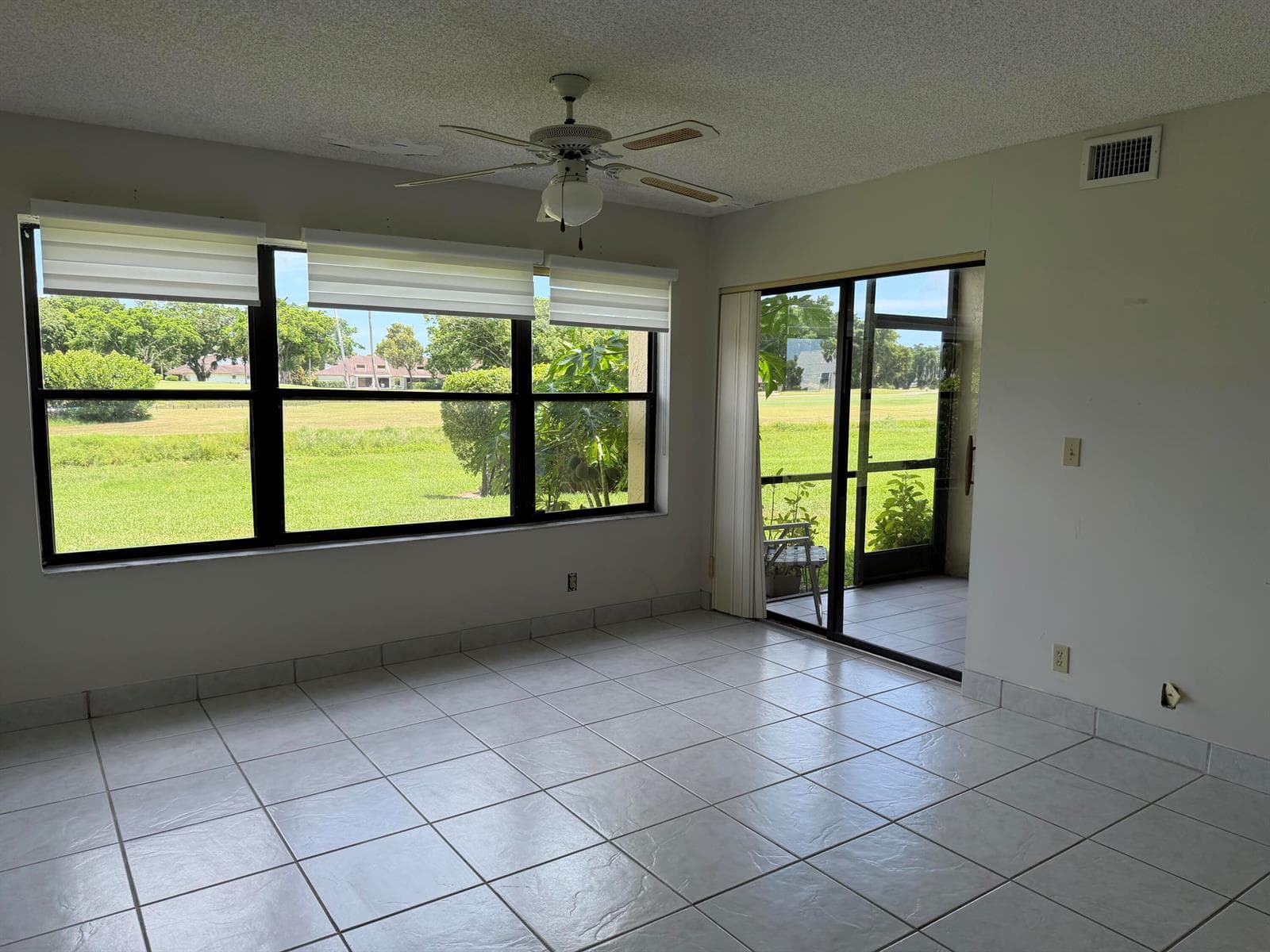 4692 Lucerne Lakes Boulevard E # 106, Lake Worth, FL 33467 photo 3