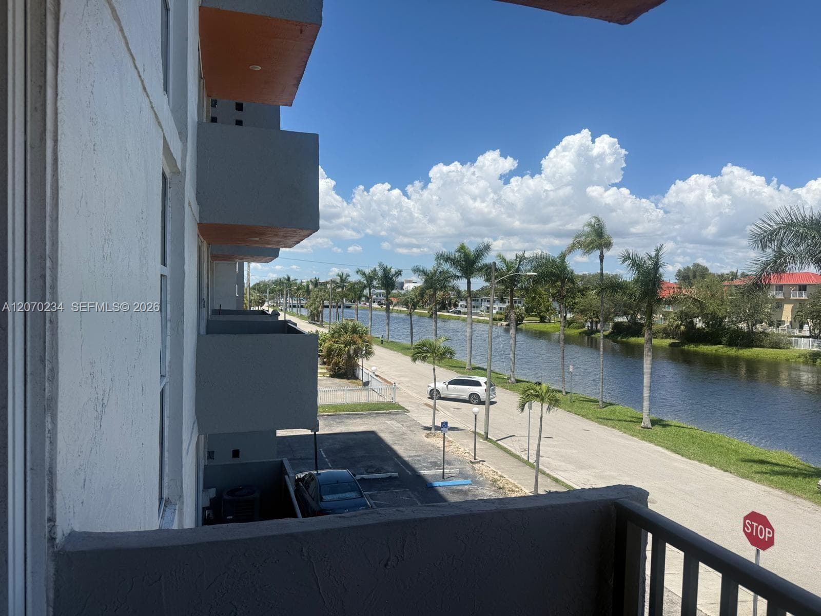 2075 NE 164th St # 302, North Miami Beach, FL 33162 photo 3