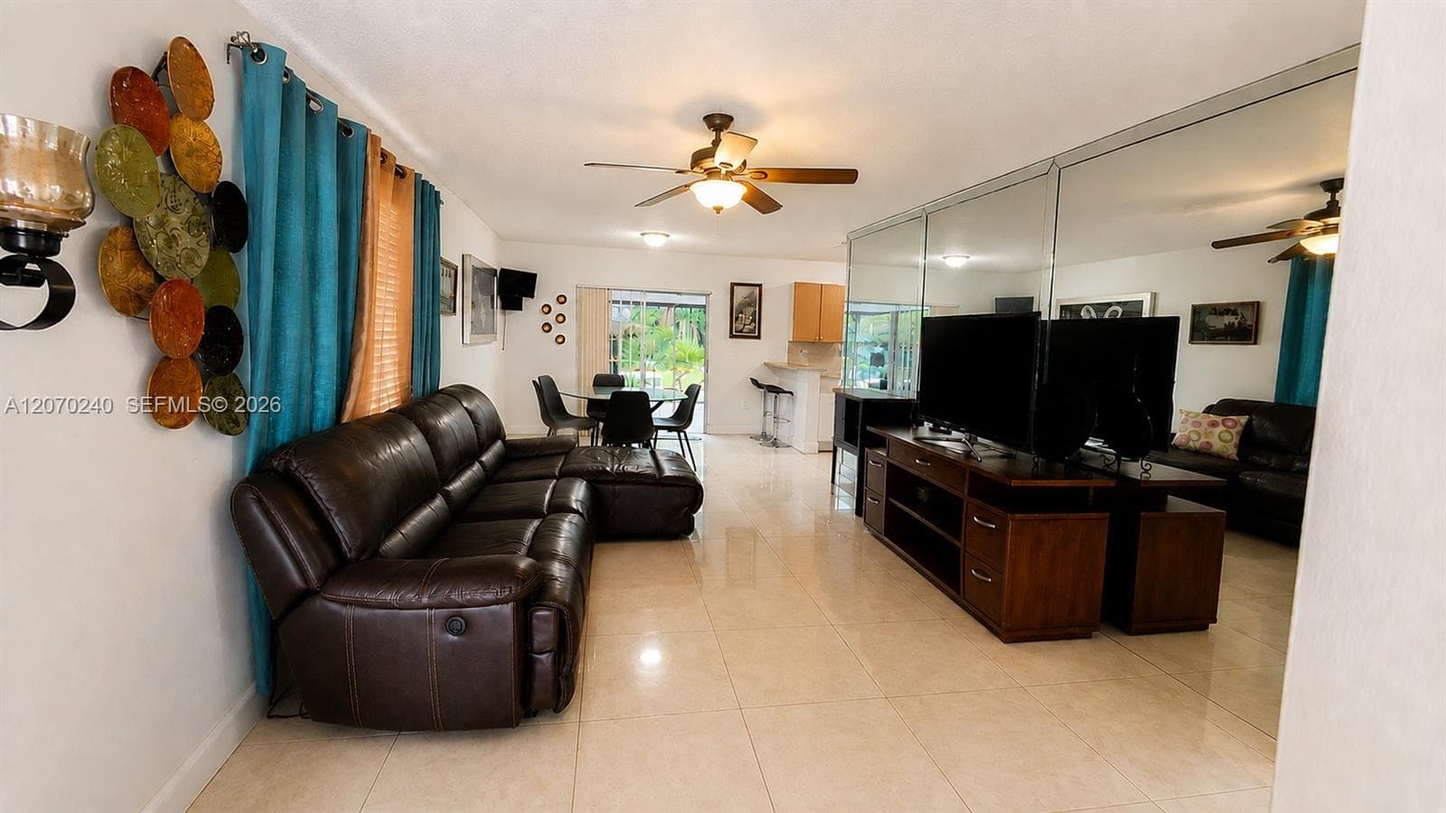 3074 NW 64th St, Miami, FL 33147 photo 2