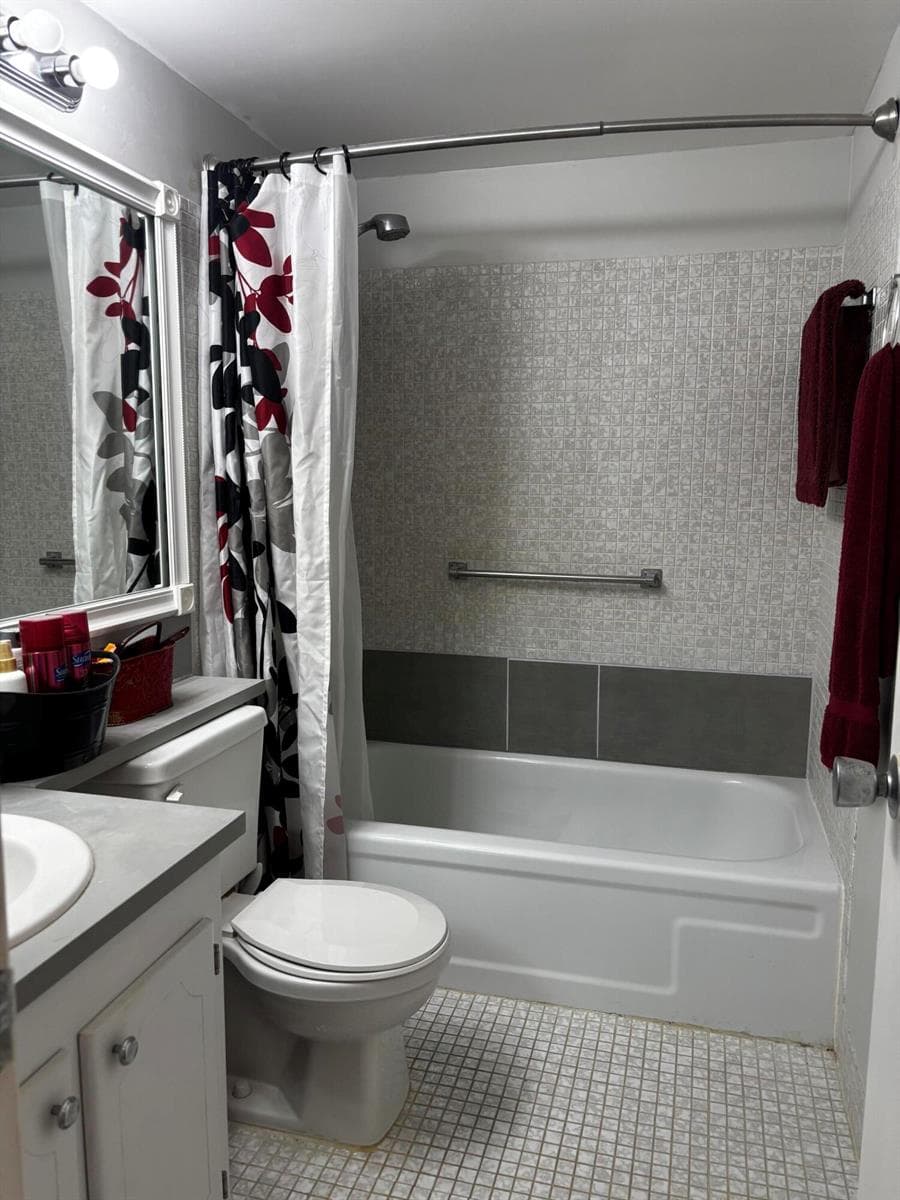 310 CHATHAM O # 310, West Palm Beach, FL 33417 photo 3