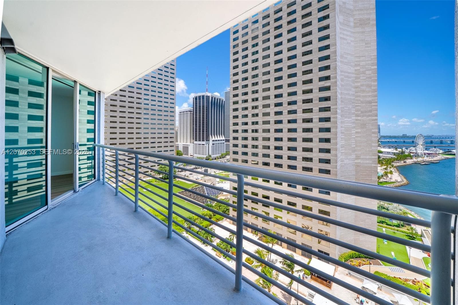 335 S Biscayne Blvd # 1910, Miami, FL 33131 photo 4