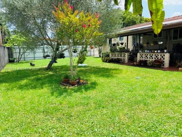 245 W 60th St, Hialeah, FL 33012 photo 2