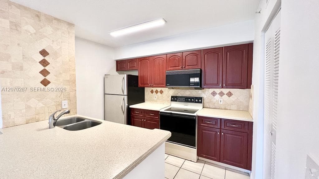 4115 San Marino Blvd # 204, West Palm Beach, FL 33409 photo 4