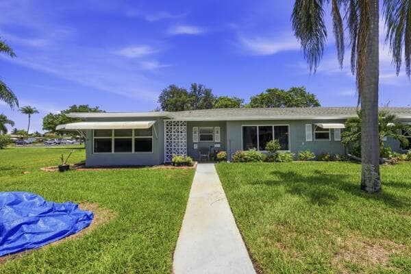 832 High Point Drive W # B, Delray Beach, FL 33445 photo 2