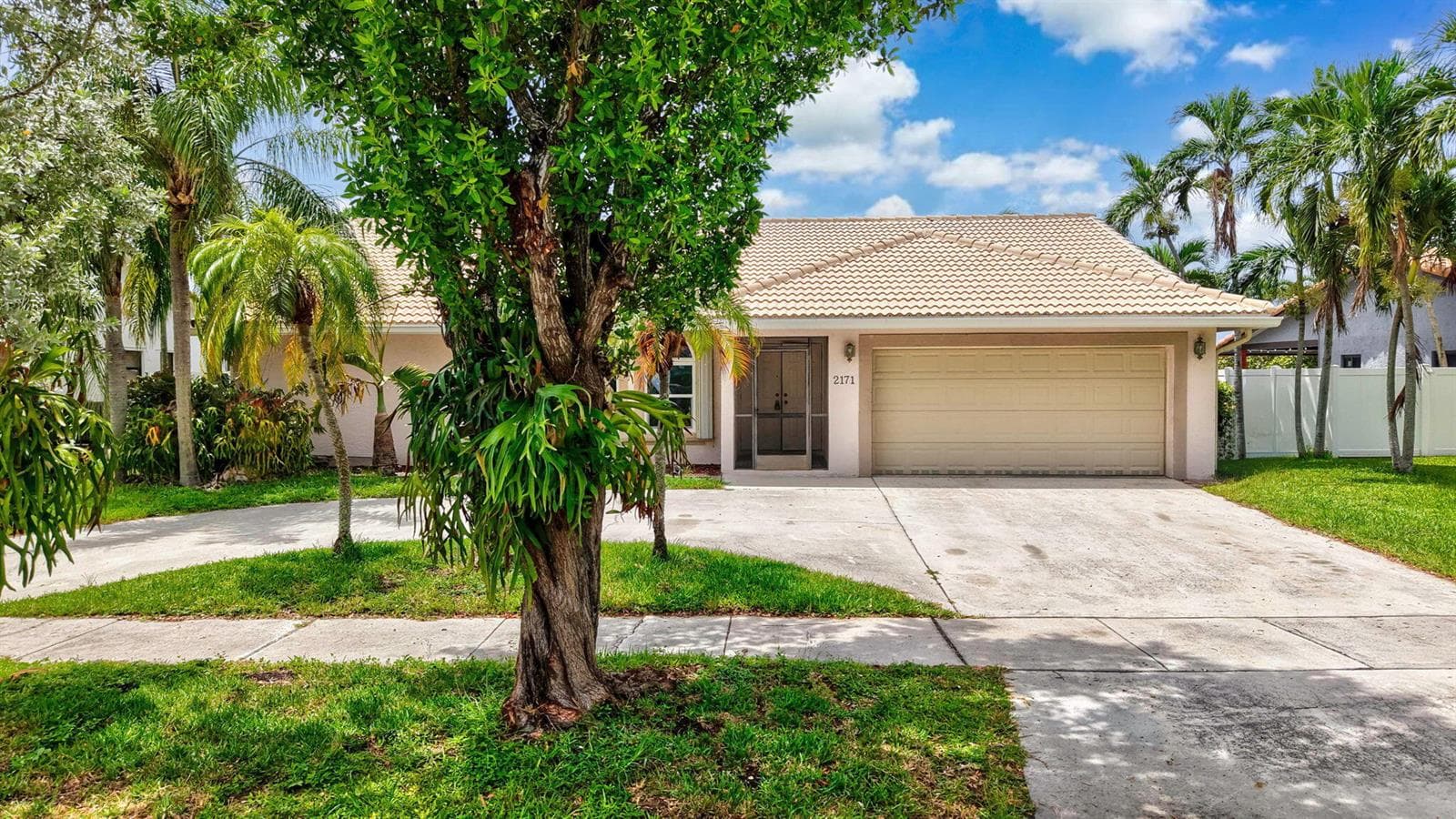 2171 NW 76th Avenue, Margate, FL 33063 photo 2