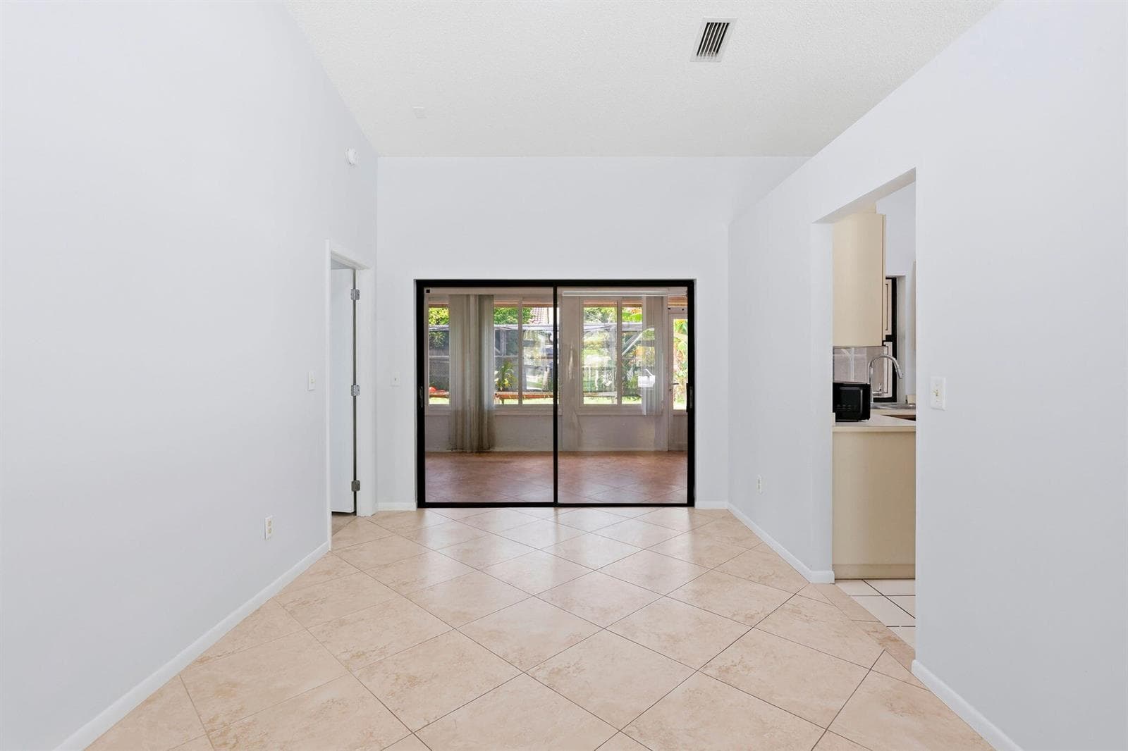 2171 NW 76th Avenue, Margate, FL 33063 photo 5