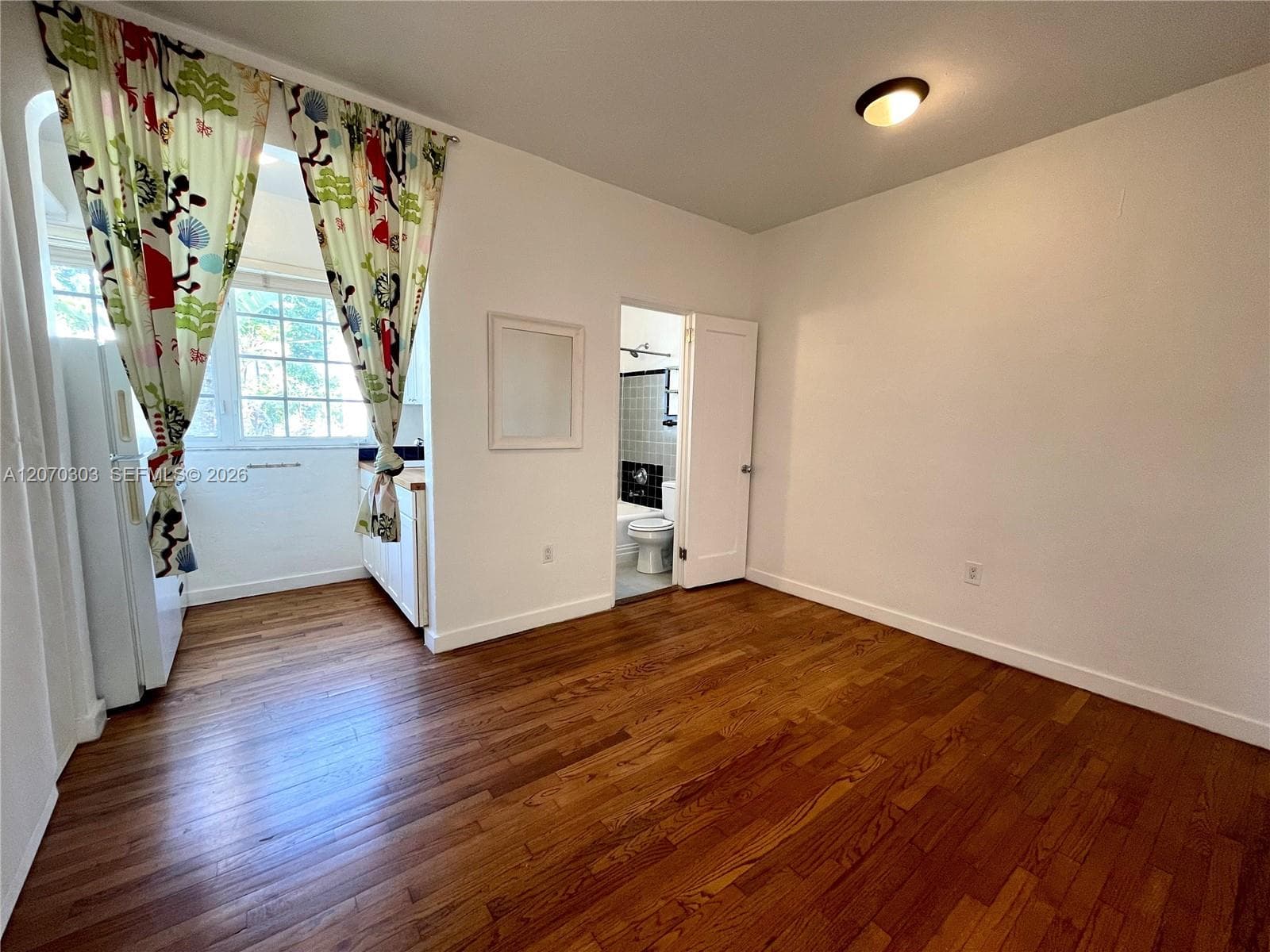 741 15th St # 12, Miami Beach, FL 33139 photo 3