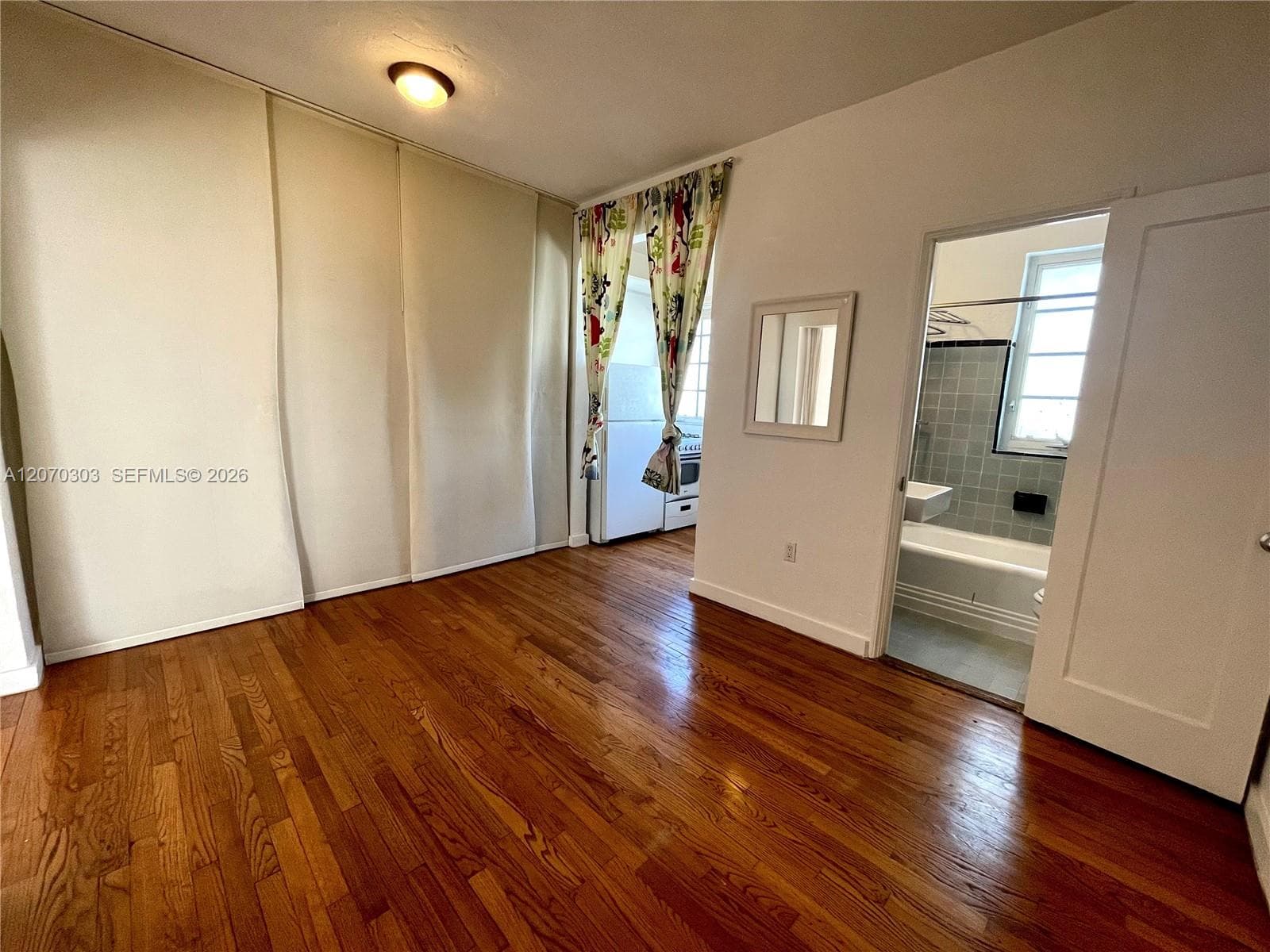 741 15th St # 12, Miami Beach, FL 33139 photo 4
