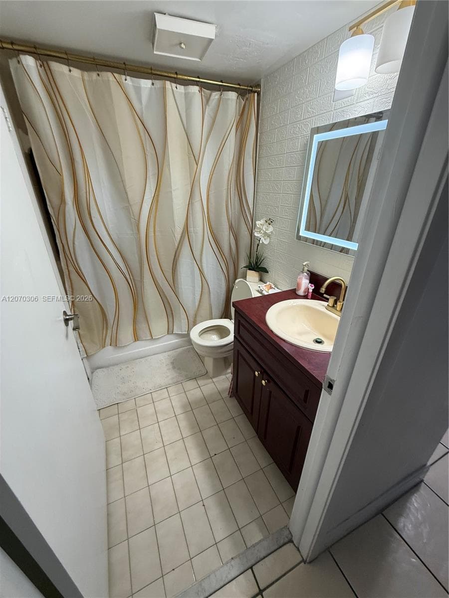 11800 SW 18th St # 407-4, Miami, FL 33175 photo 5