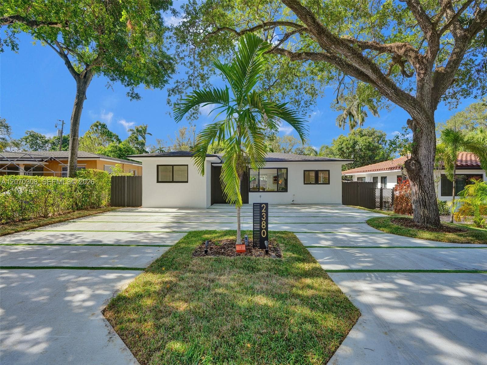 2380 NE 184th Ter, North Miami Beach, FL 33160 photo 3