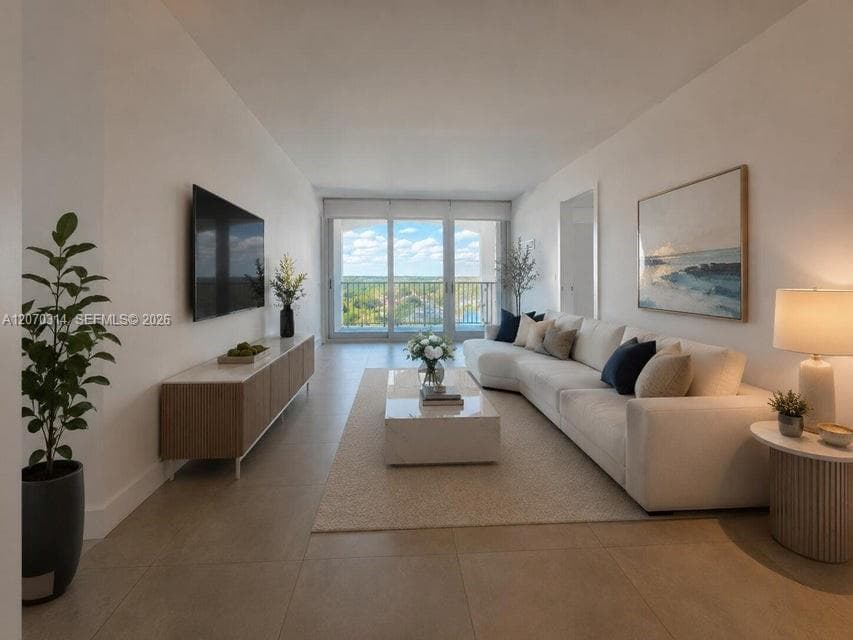 5401 Collins Ave # 620, Miami Beach, FL 33140 photo 4