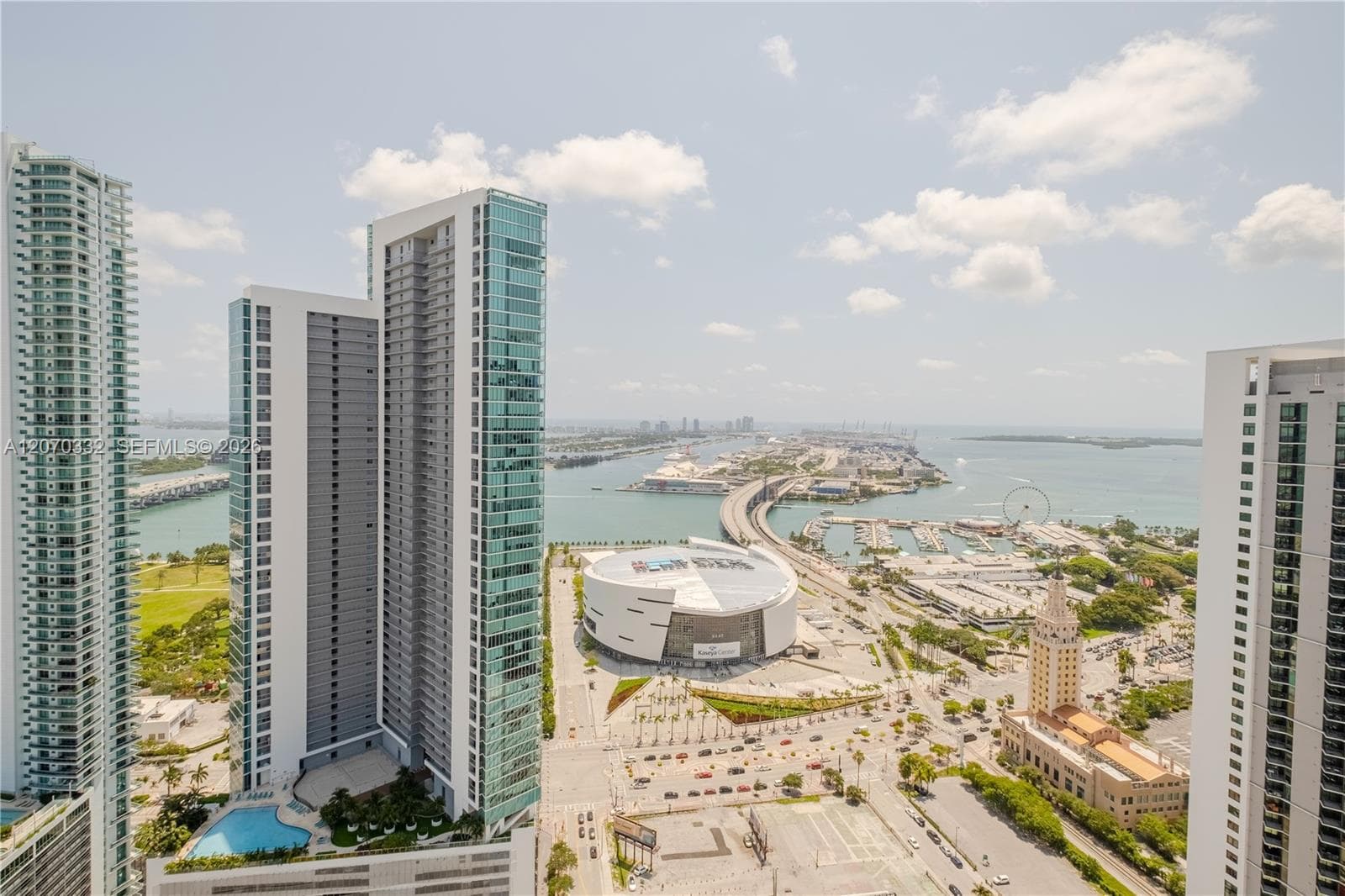 851 NE 1st Ave # 3911, Miami, FL 33132