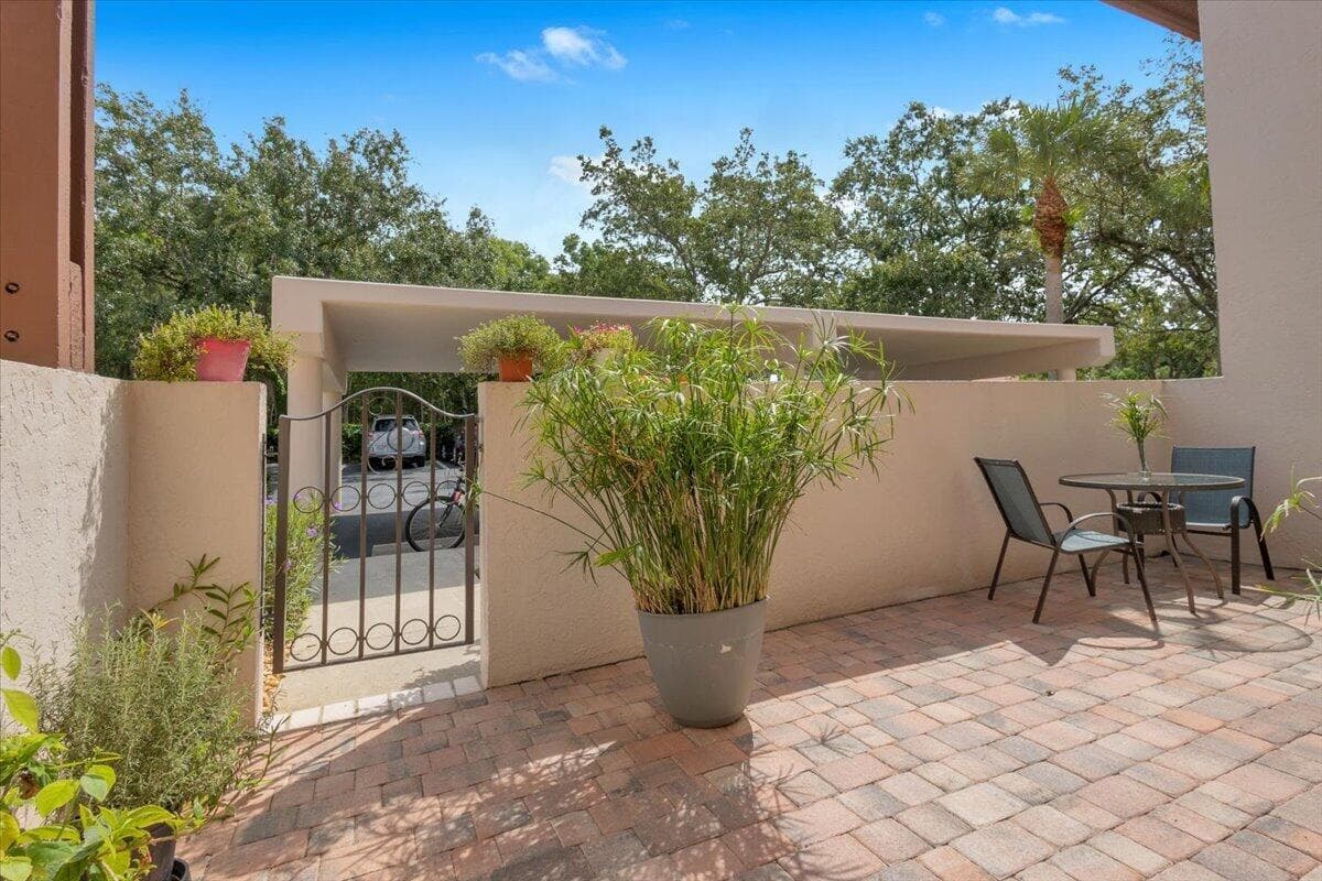 6050 SE Martinique Drive # 102, Stuart, FL 34997 photo 3