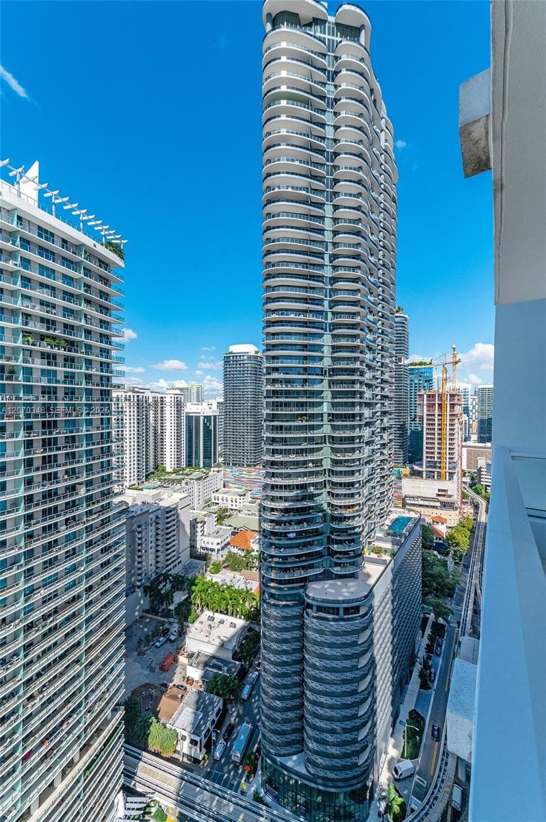 1080 Brickell Ave # 3207, Miami, FL 33131 photo 3
