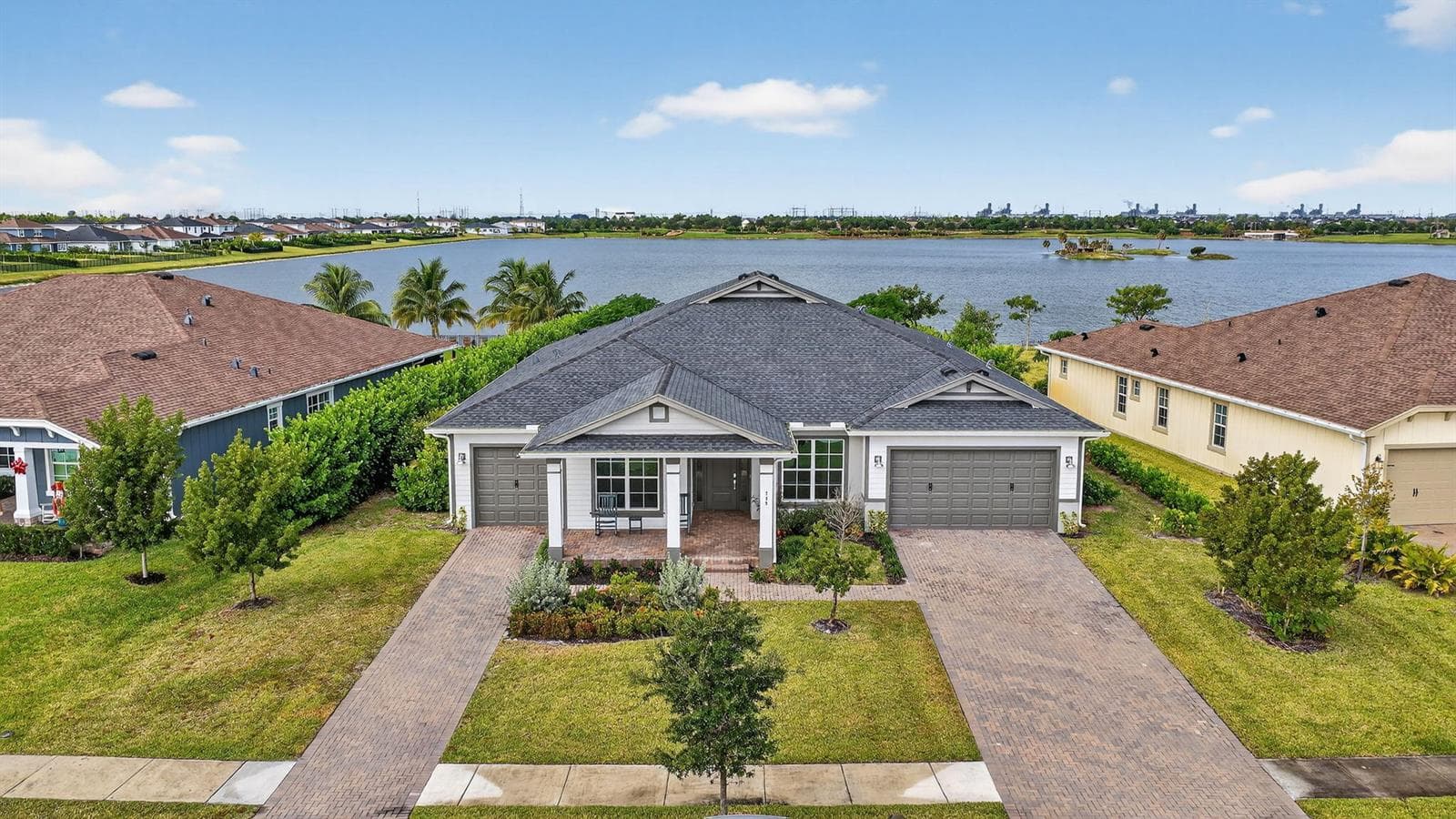 799 Hookline Circle, Loxahatchee, FL 33470