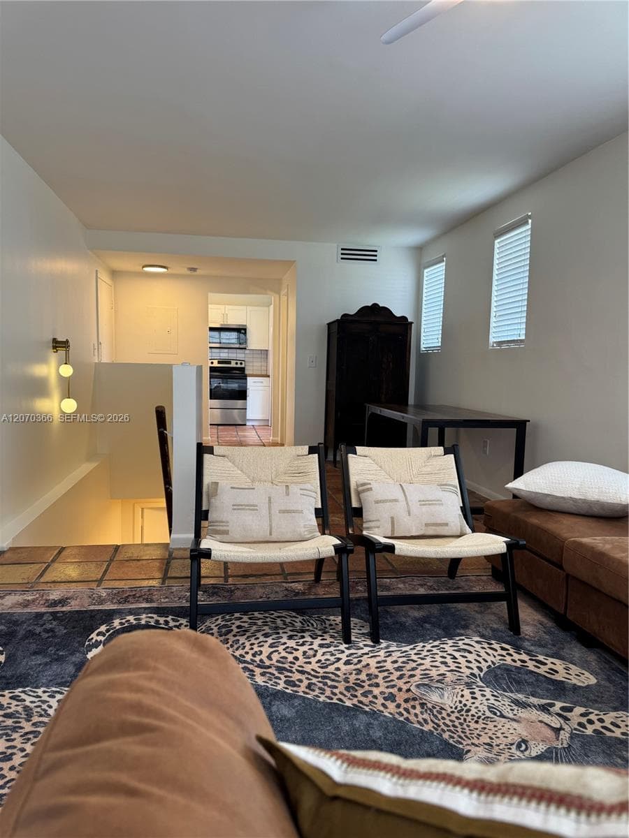1460 Ocean Dr # 208, Miami Beach, FL 33139 photo 2
