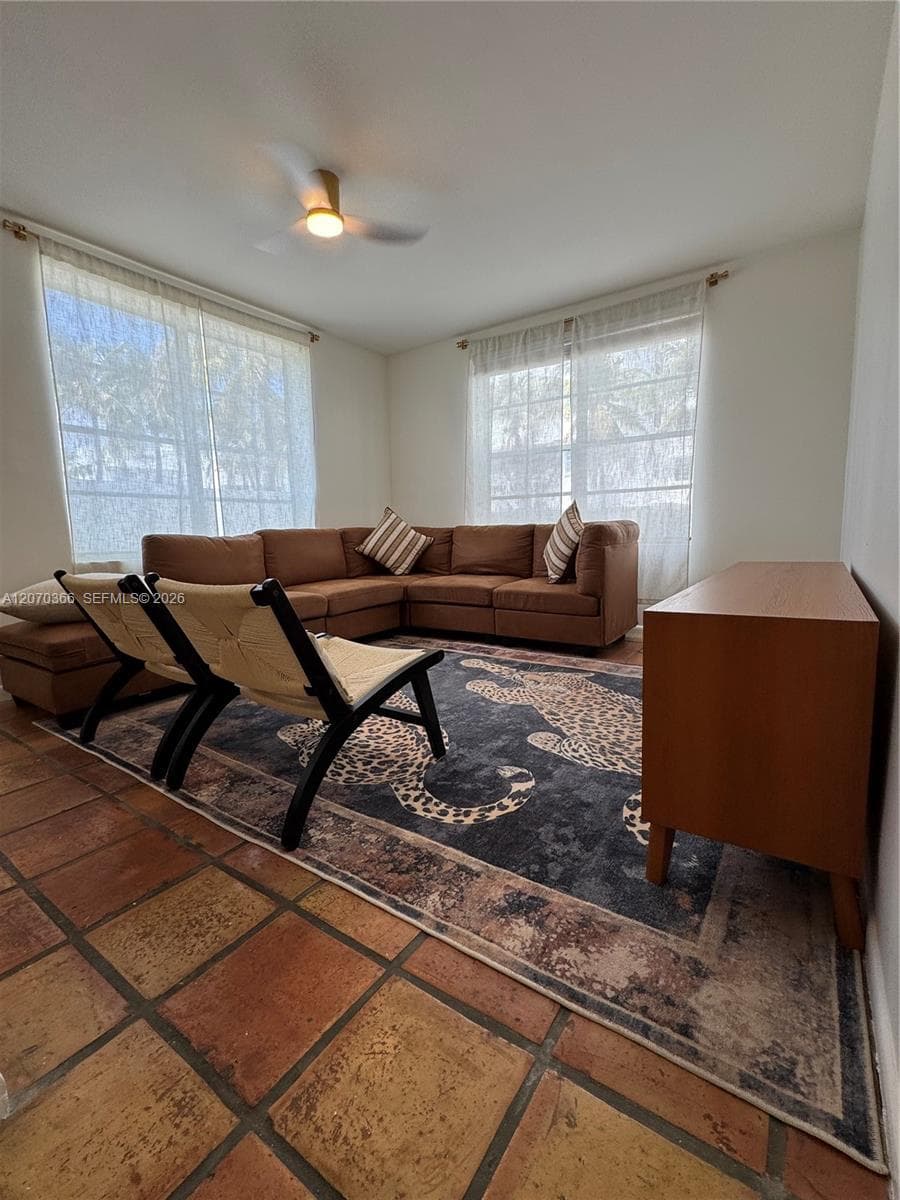 1460 Ocean Dr # 208, Miami Beach, FL 33139 photo 5