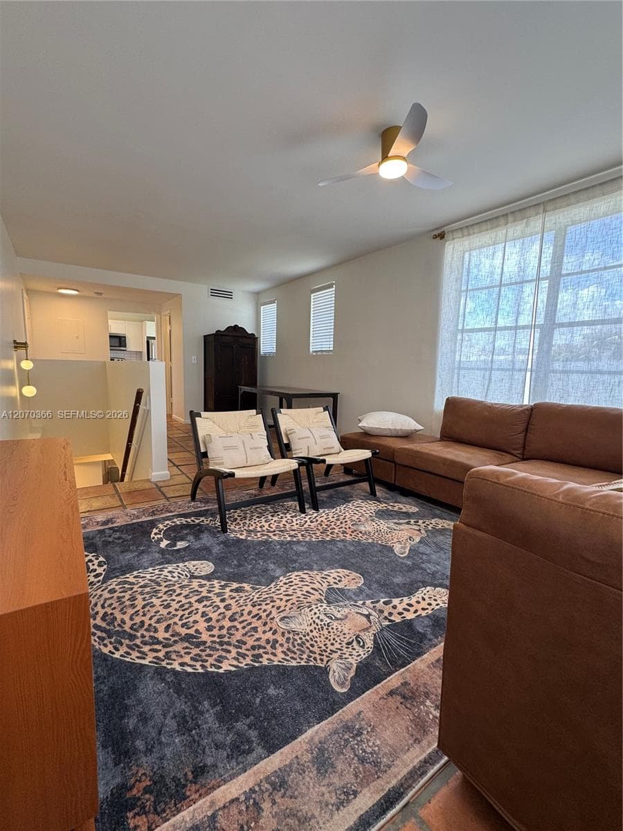 1460 Ocean Dr # 208, Miami Beach, FL 33139 photo 4