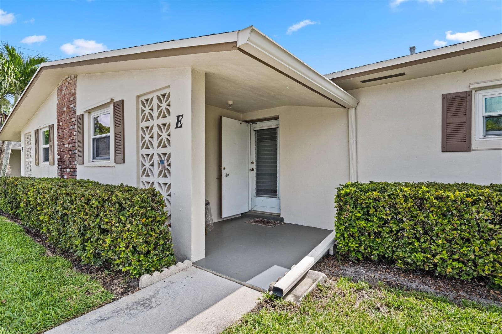 2528 EMORY Drive E # E, West Palm Beach, FL 33415