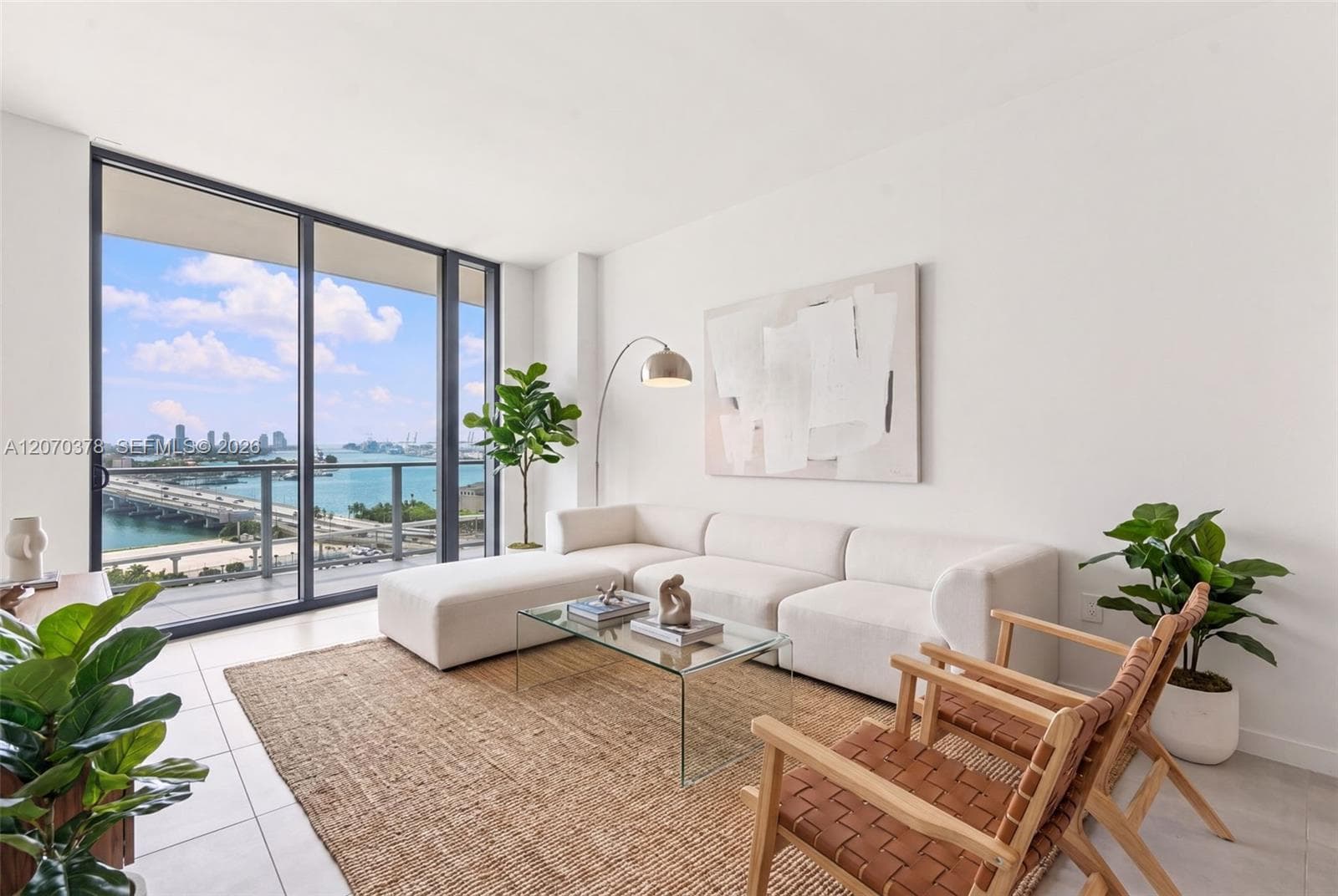 1400 Biscayne Boulevard # 1605, Miami, FL 33132 photo 2