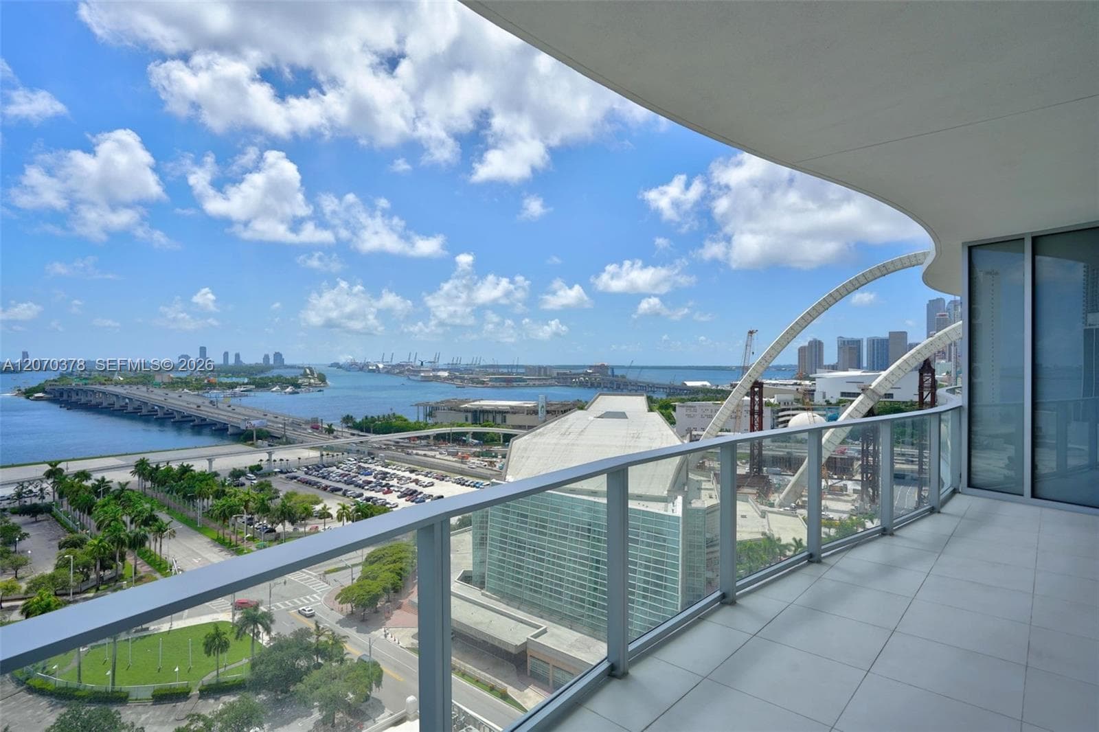 1400 Biscayne Boulevard # 1605, Miami, FL 33132