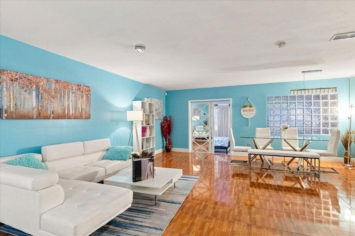 1430 SW 88TH Way, Pembroke Pines, FL 33025 photo 5