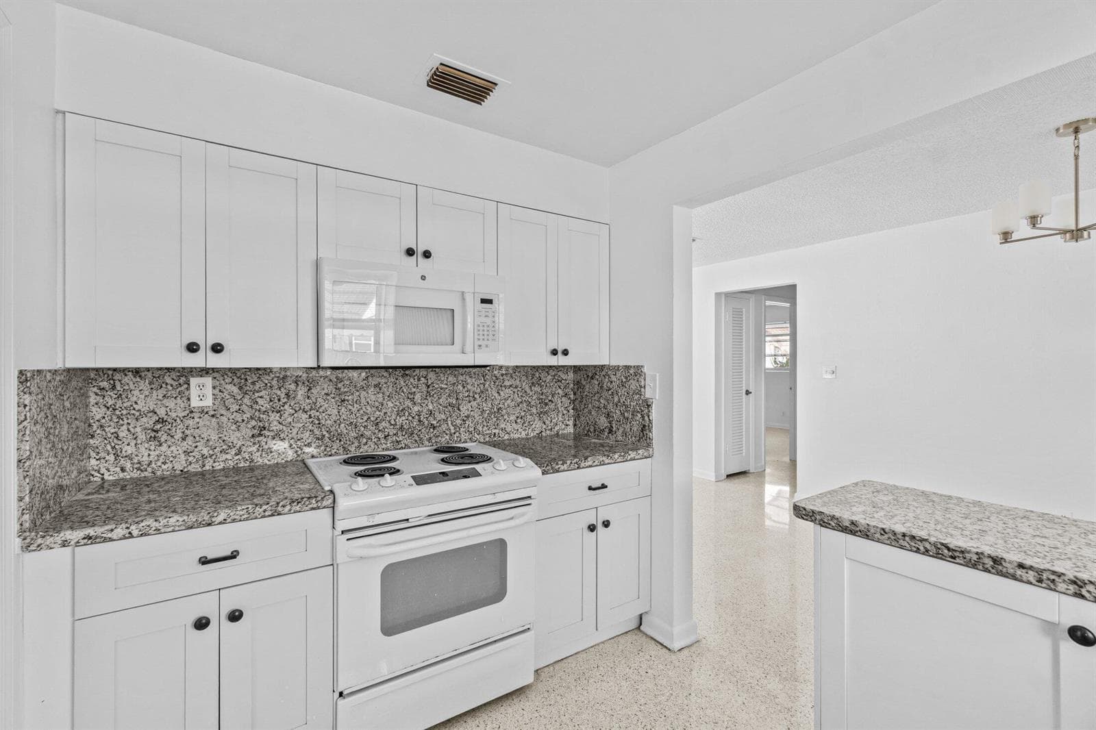 211 Sunrise Avenue # 5, Lantana, FL 33460 photo 5