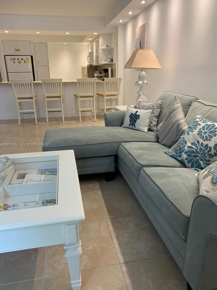 5701 Collins Ave # 311, Miami Beach, FL 33140