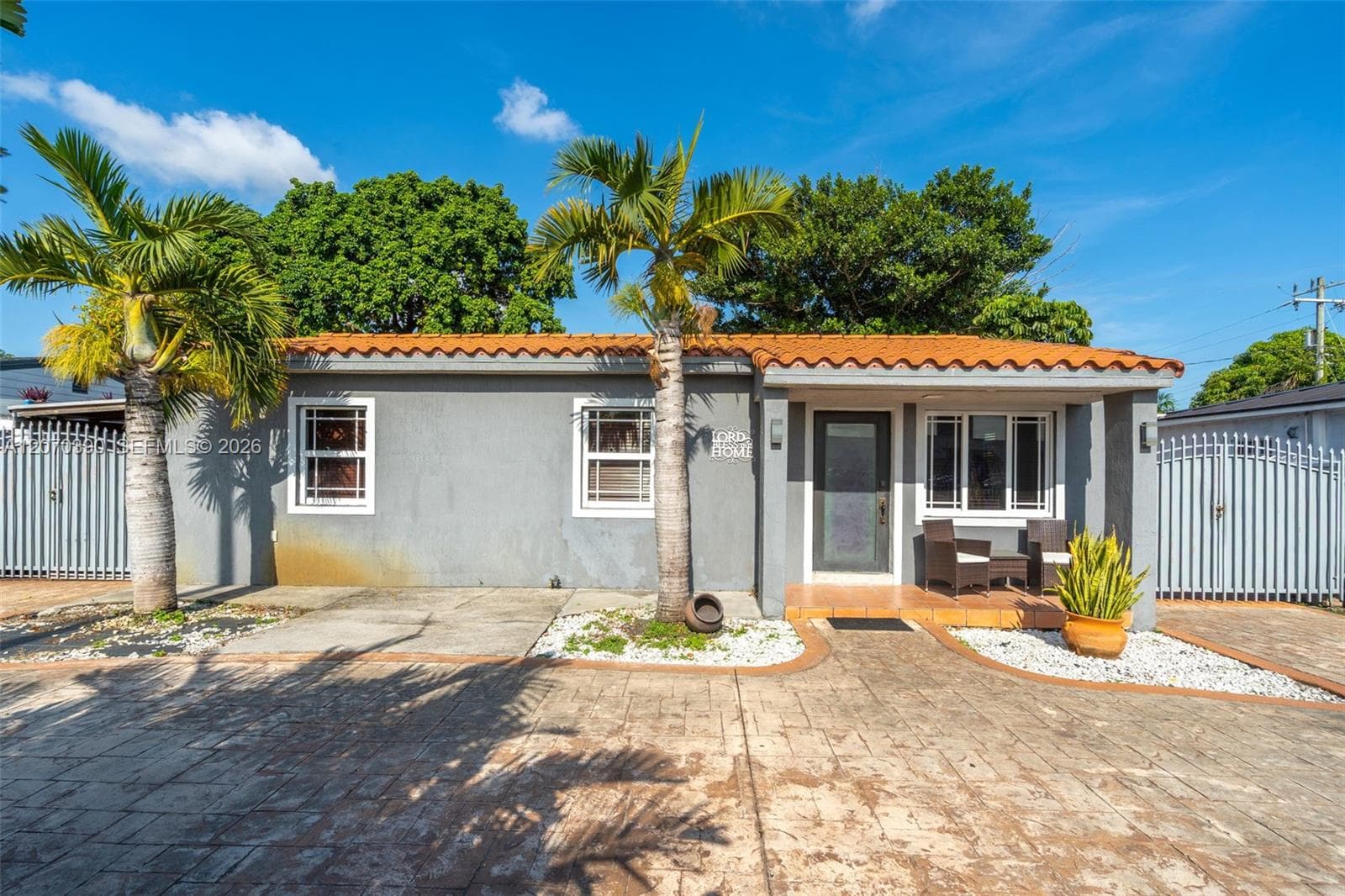 820 E 10th Ave, Hialeah, FL 33010 photo 3