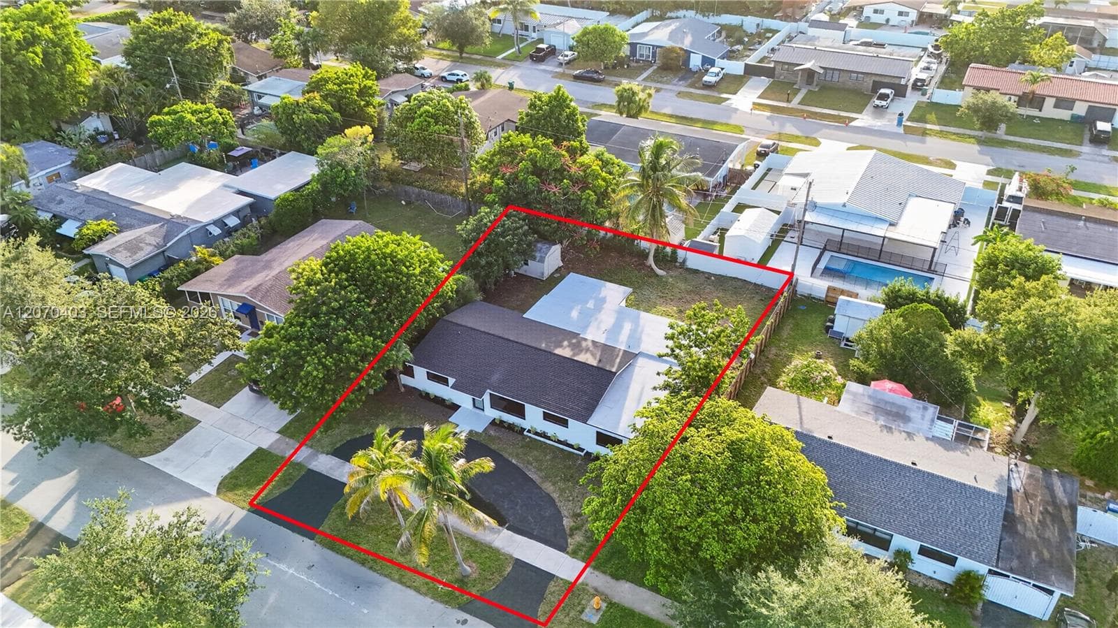 9281 Martinique Dr, Cutler Bay, FL 33189 photo 5