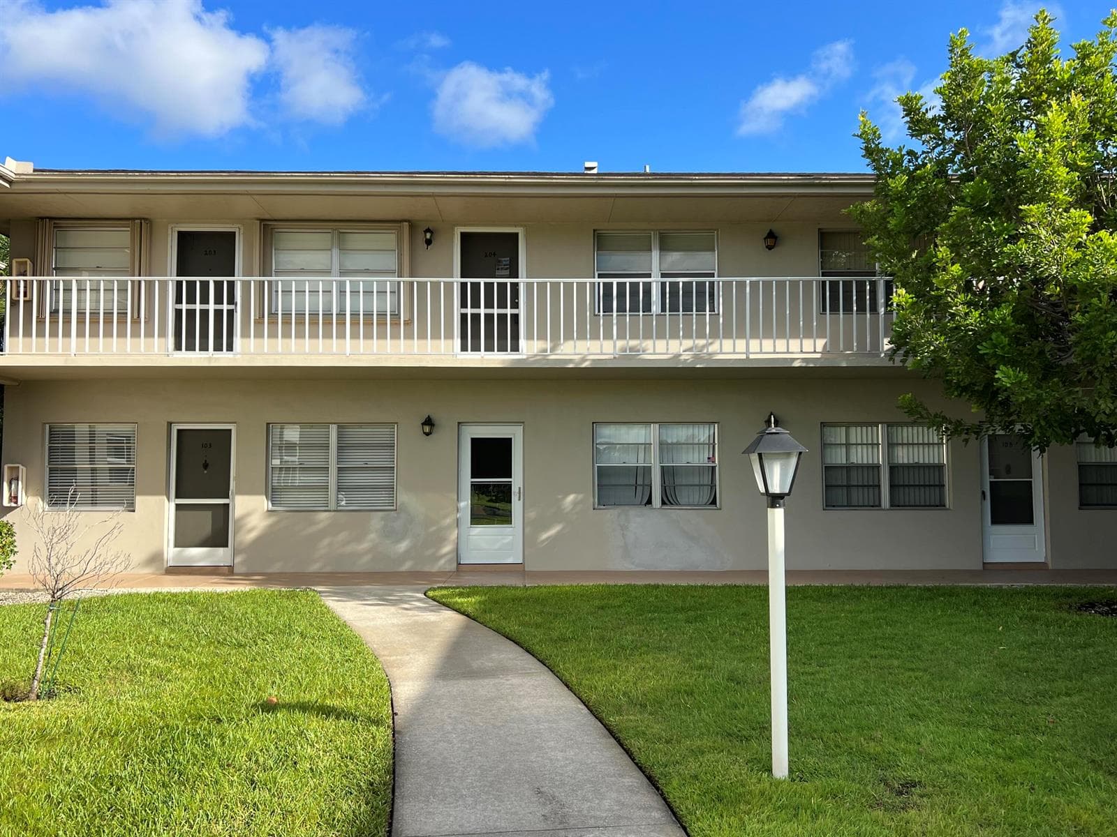 7 LAKE VISTA Trail # 204, Port St. Lucie, FL 34952 photo 2