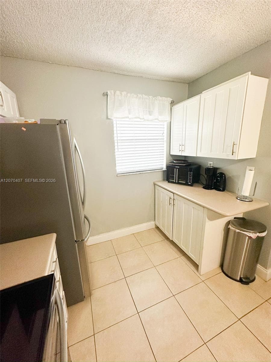 2860 Somerset Dr # 400K, Lauderdale Lakes, FL 33311 photo 5