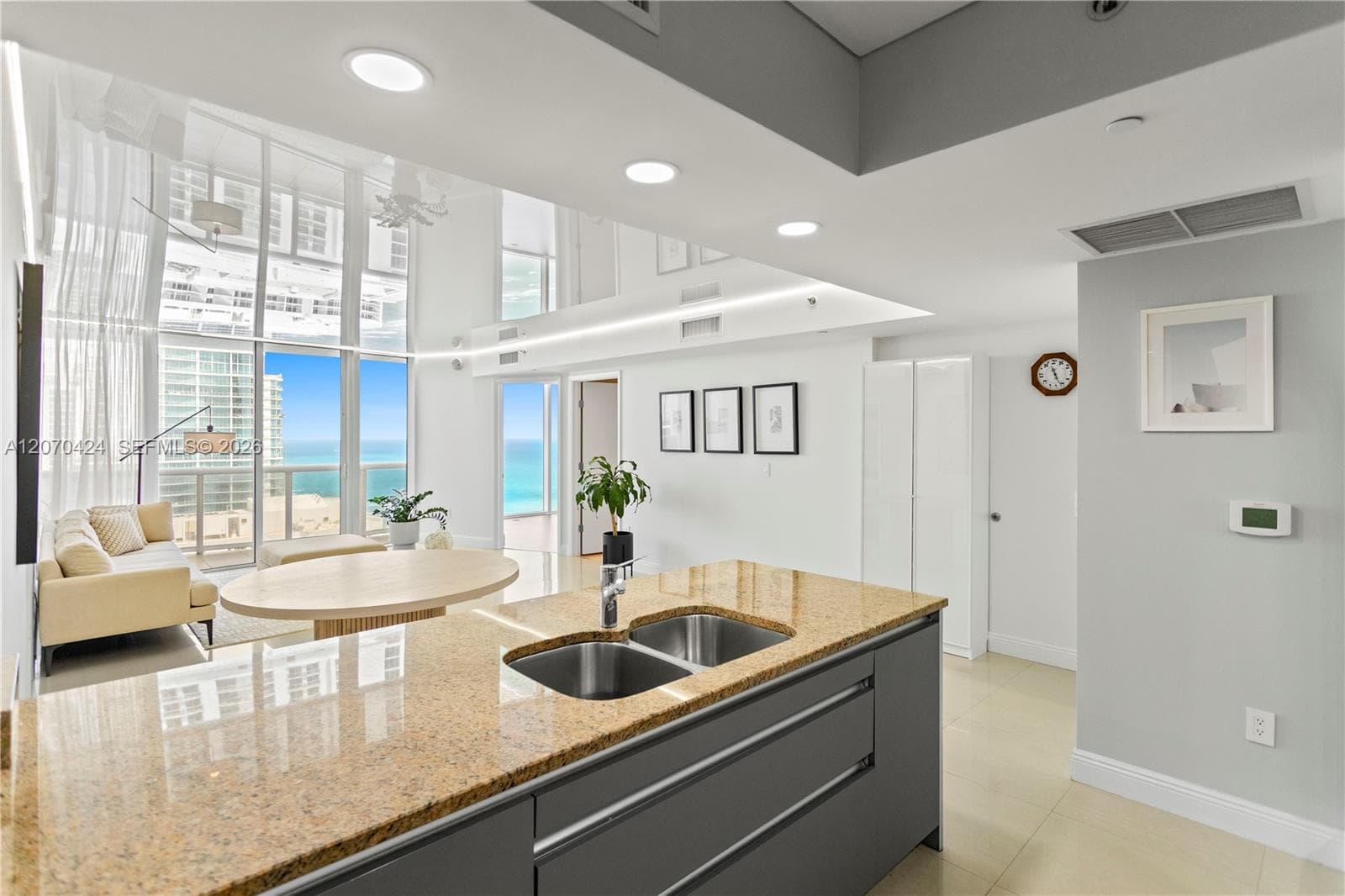 17201 Collins Ave # 3502, Sunny Isles Beach, FL 33160