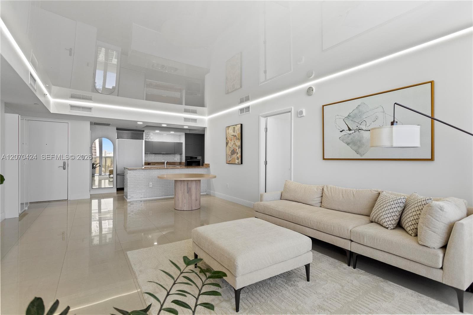 17201 Collins Ave # 3502, Sunny Isles Beach, FL 33160 photo 4