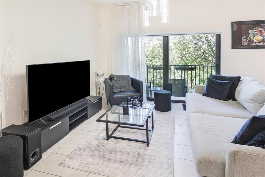 10473 NW 82nd Street # 9, Doral, FL 33178 photo 4