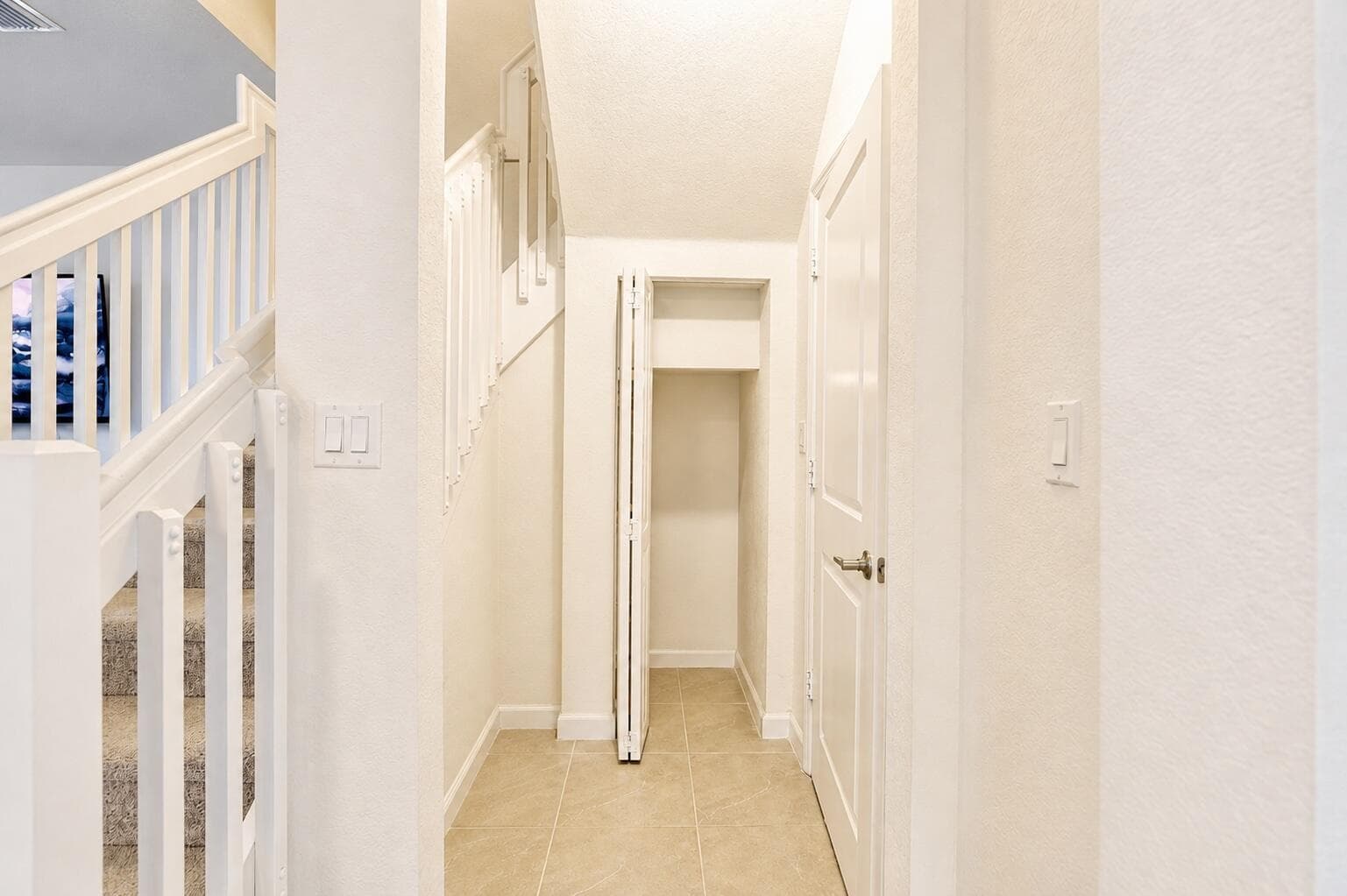 12092 NW 24TH Place, Miami, FL 33167 photo 4