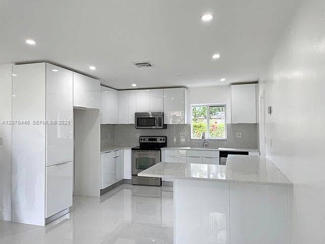 15900 SW 102nd Ave # 0, Miami, FL 33157 photo 2