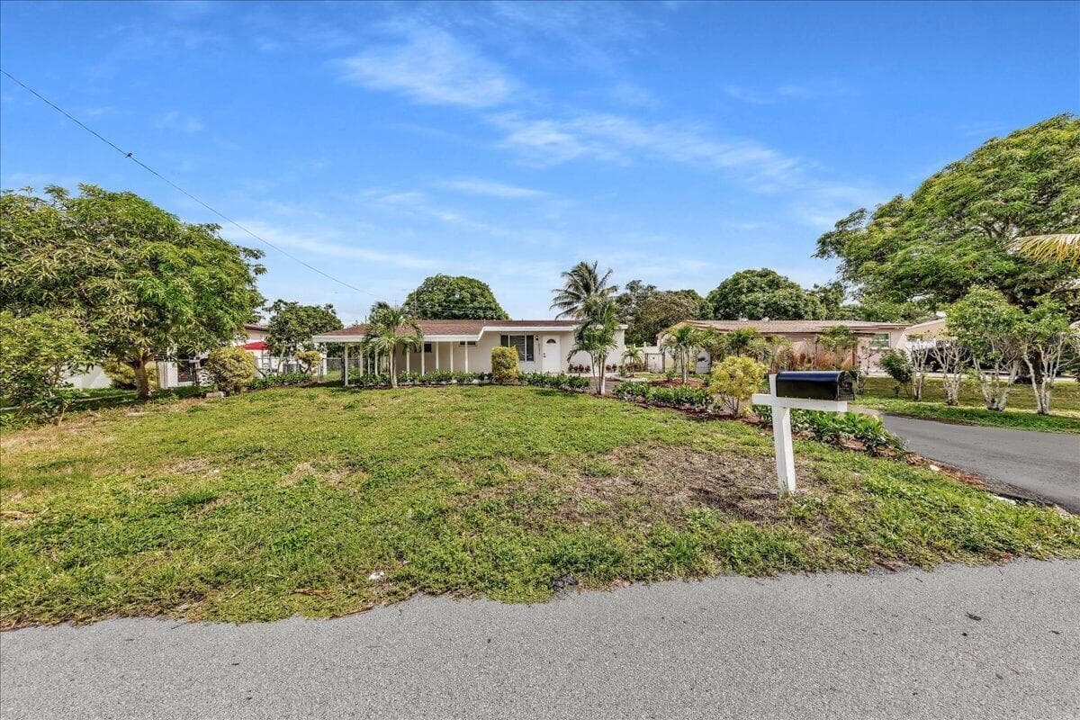 6311 SW 2ND Street, Margate, FL 33068 photo 4