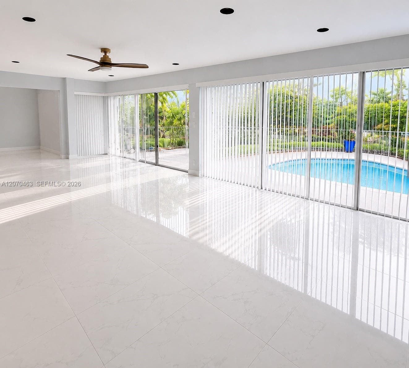 4713 Holly Dr, Tamarac, FL 33319 photo 4